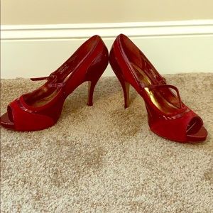 Carlos Santana Starlet pumps